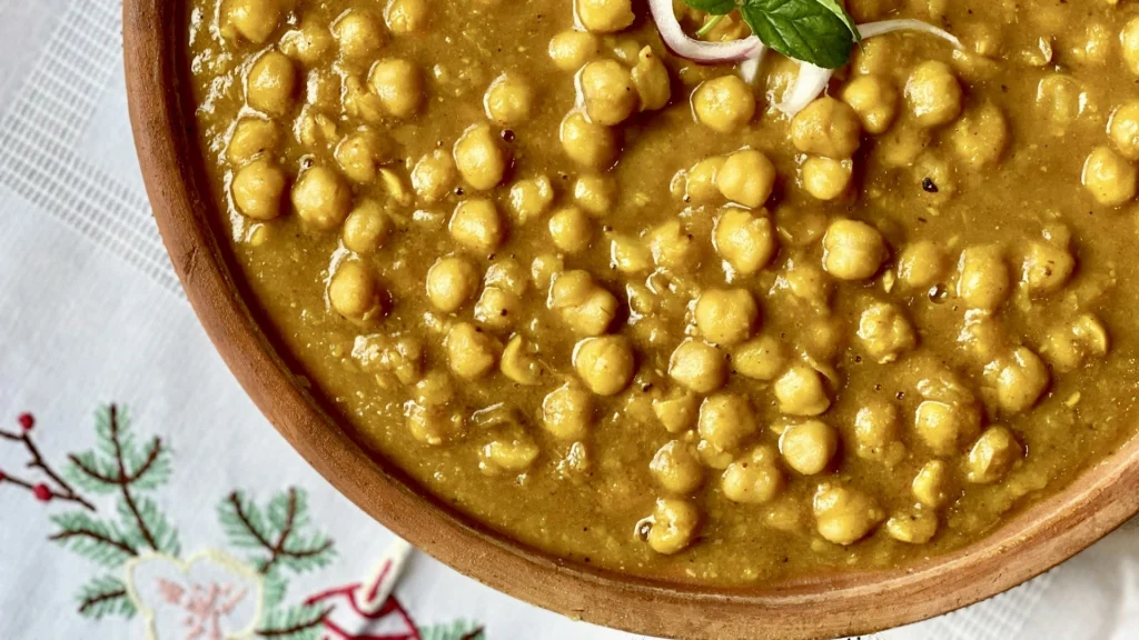 Slow Cooker Meal Prep Recipes with Chickpea Curry
